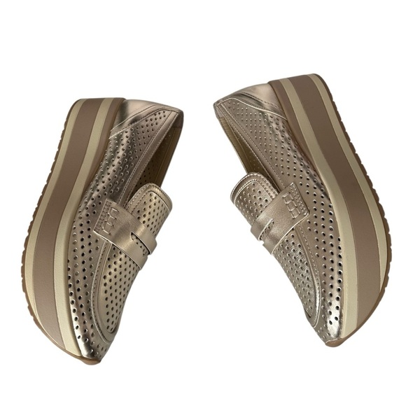 NWOB DOLCE VITA JANINE GOLD PERFORATED PLATFORM SLIP ON SIZE 8.5 main image 5